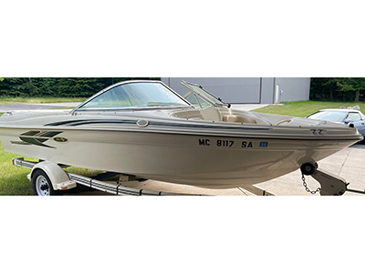 Sea Ray 180 Speadboat - 8 Person